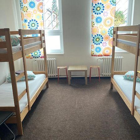 Hostel Praha Ladvi Eksteriør billede
