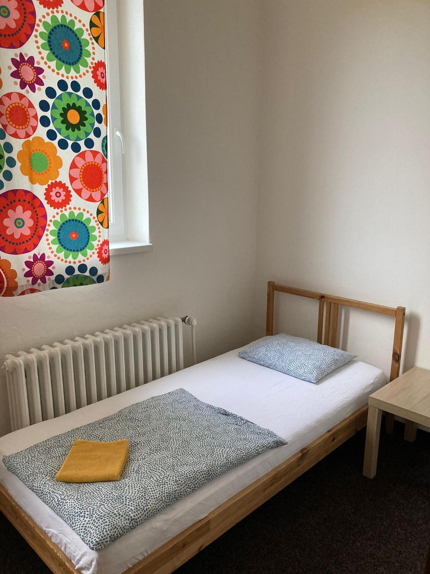 Hostel Praha Ladvi Eksteriør billede